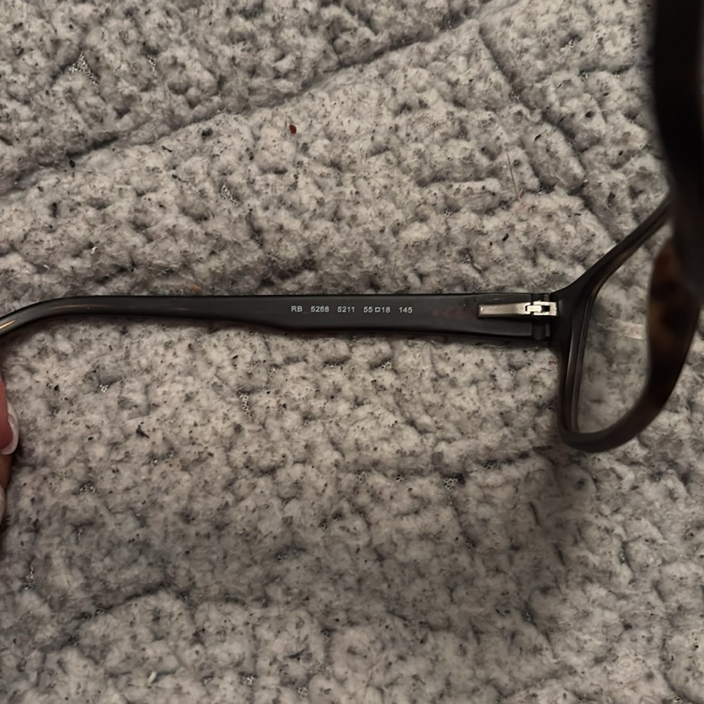 Ray-Ban Tortoise Shell Glasses - Picture 5 of 5